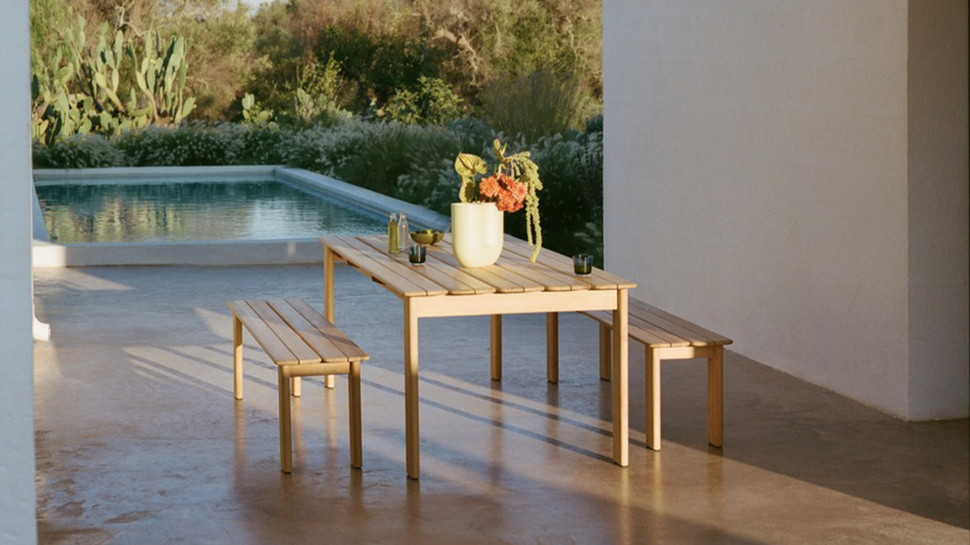 Assemble Table Bench, Lifestyle