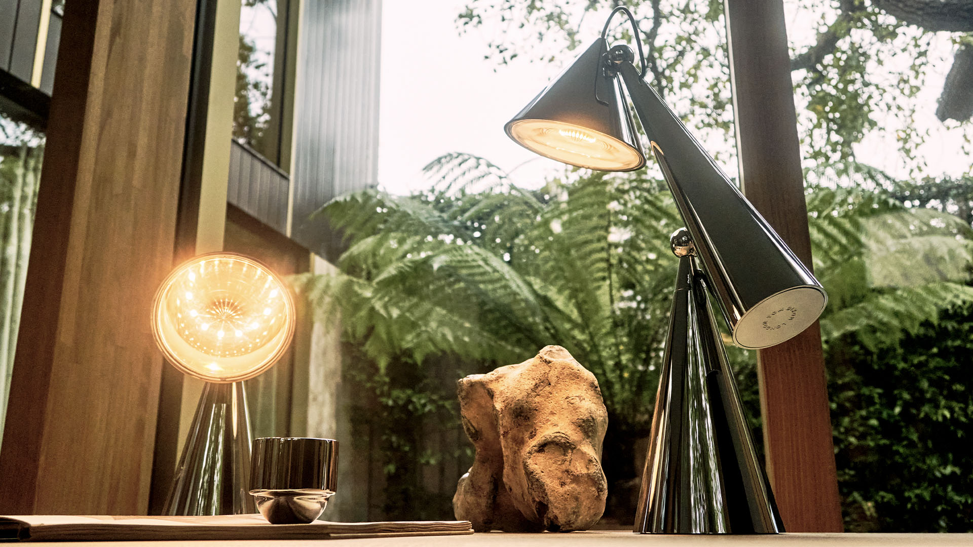 Pose Task Light, Lifestyle