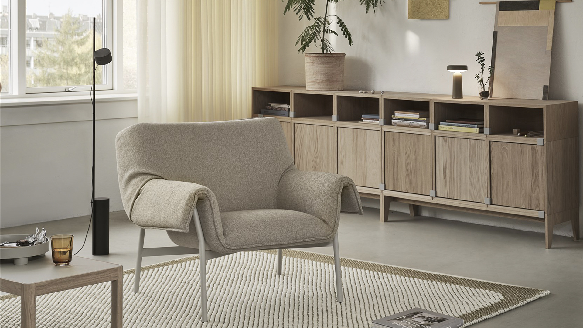 Wrap Lounge Chair, Lifestyle