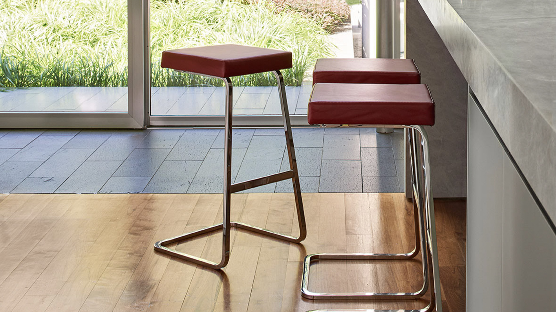 Four Seasons Stool, Lifestyle