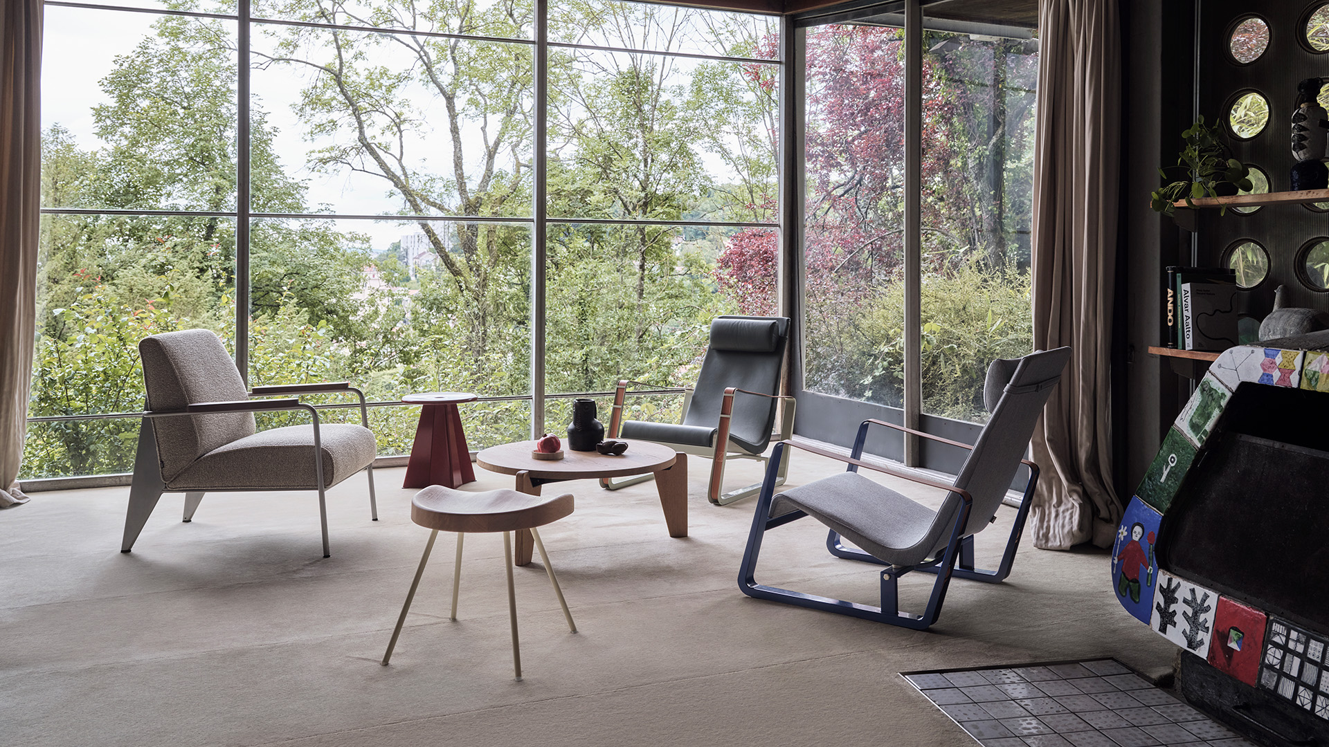 Gu&eacute;ridon Bas Coffee Table, Lifestyle