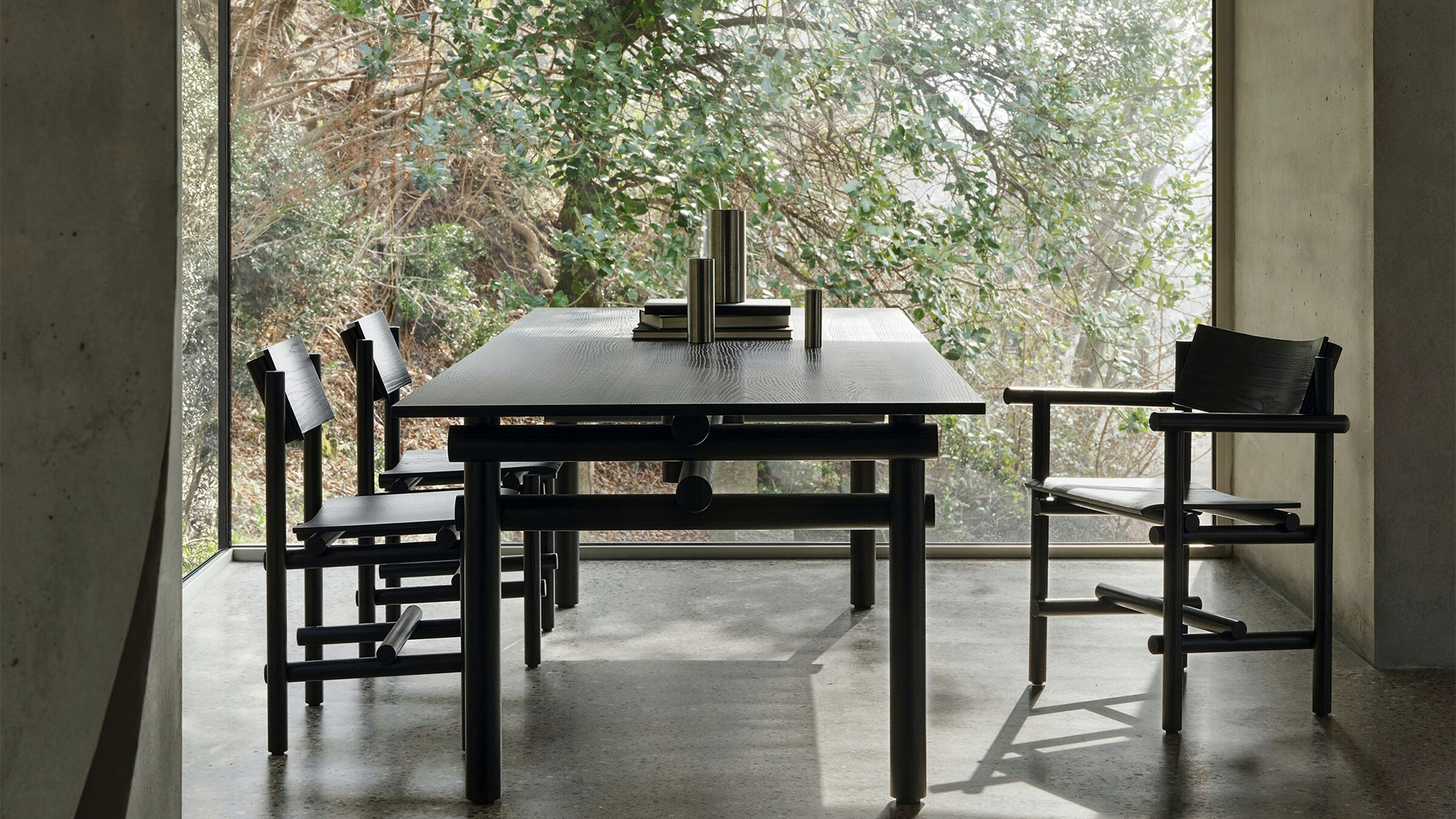 Muecke Table, Lifestyle