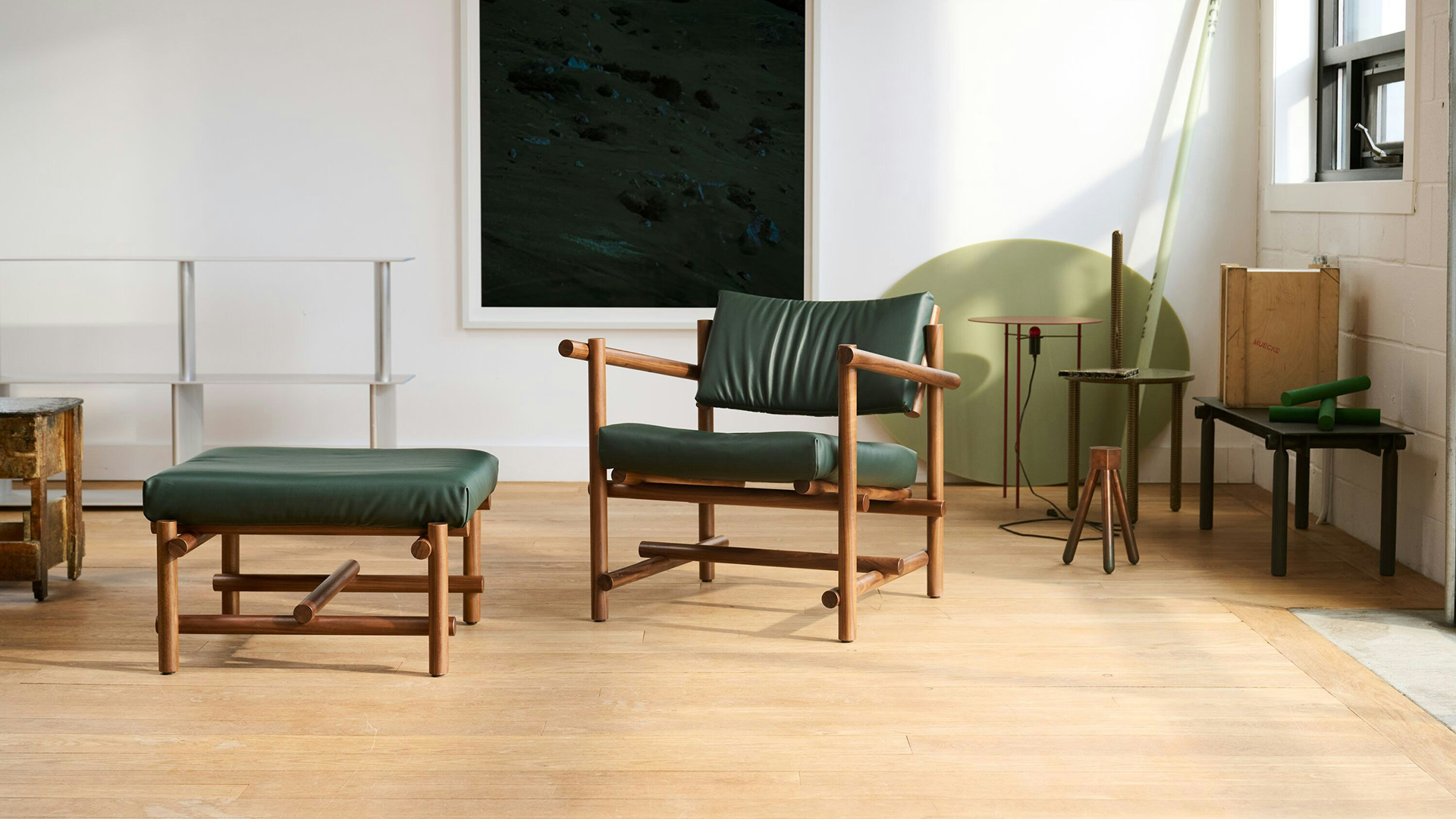 Muecke Ottoman, Walnut, Lifestyle