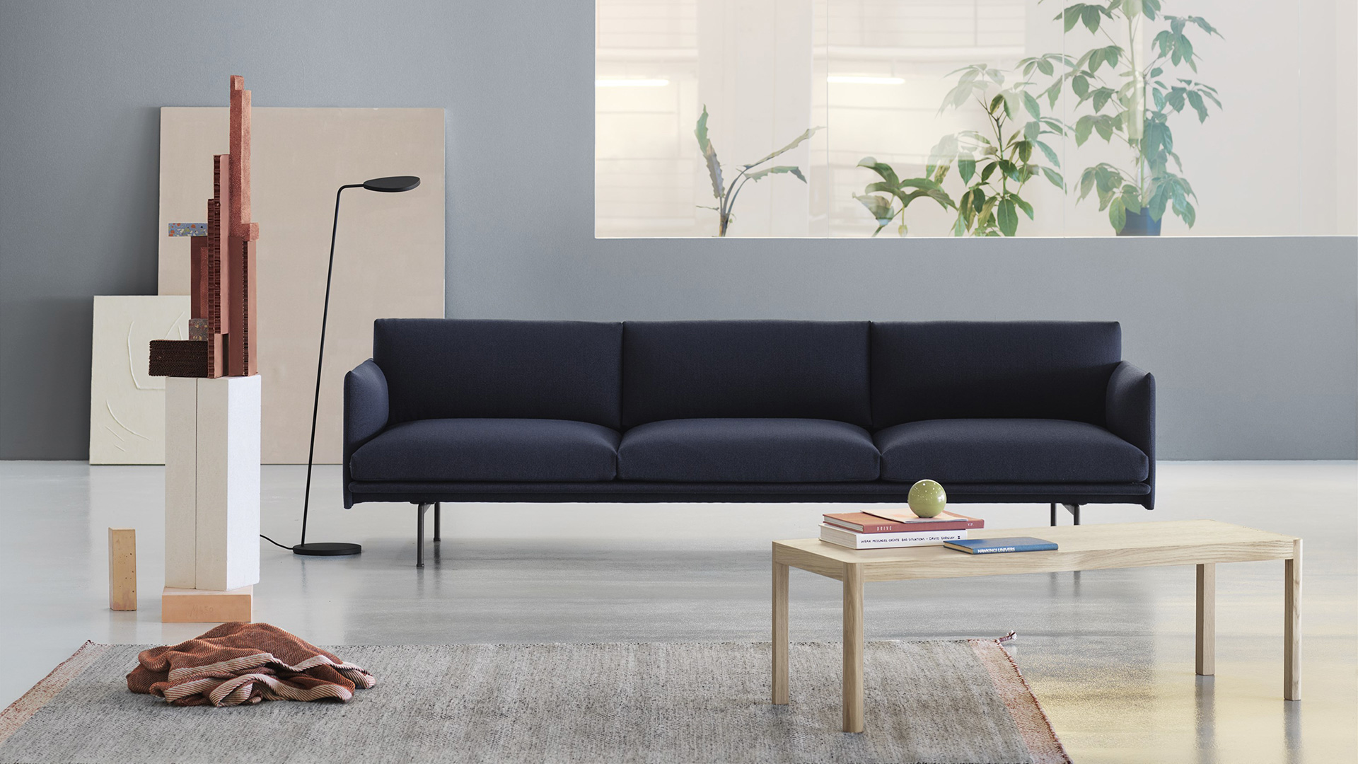 Outline 3.5 Seater Sofa, Lifestyle