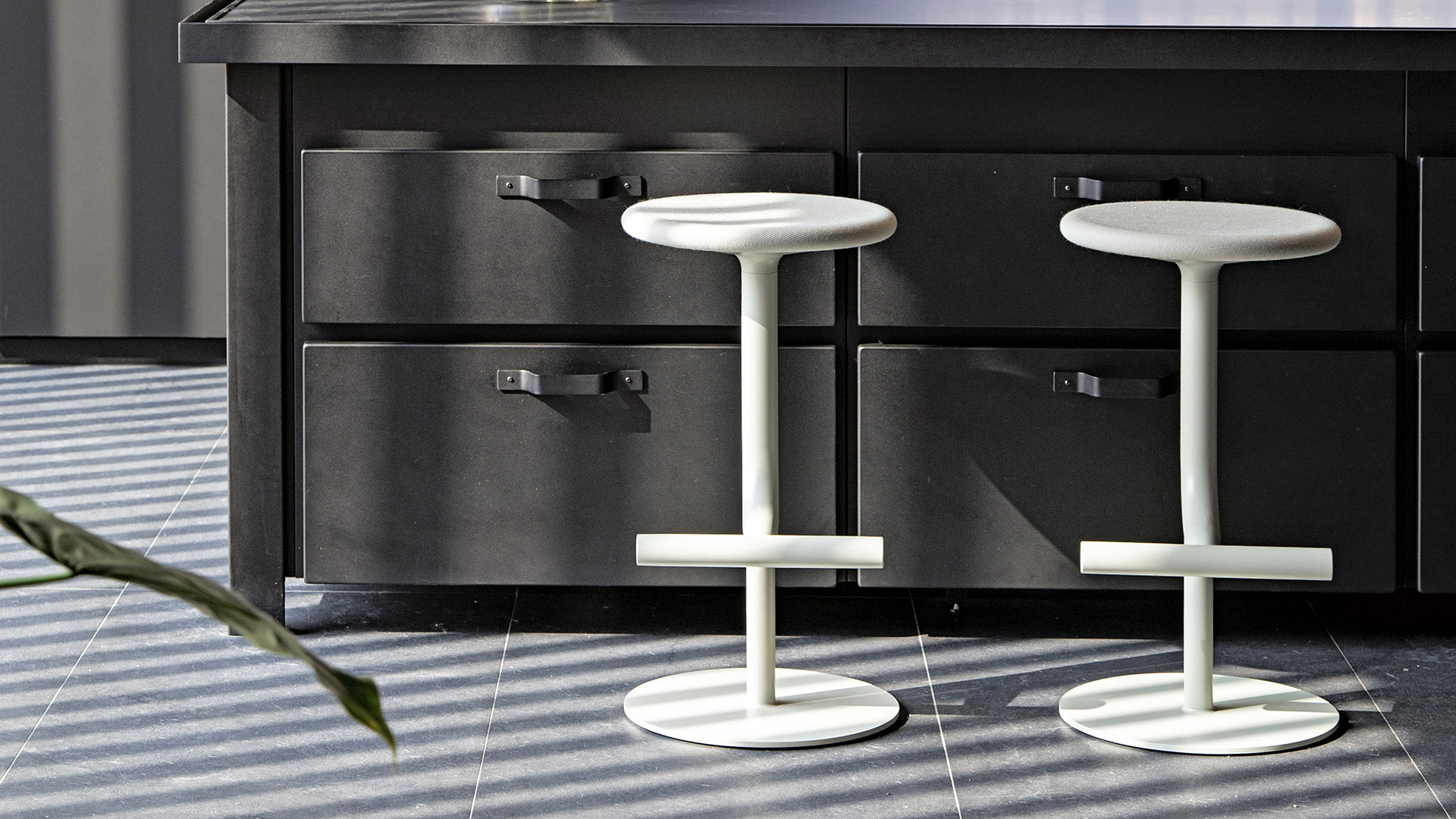 Tibu Stool, Lifestyle