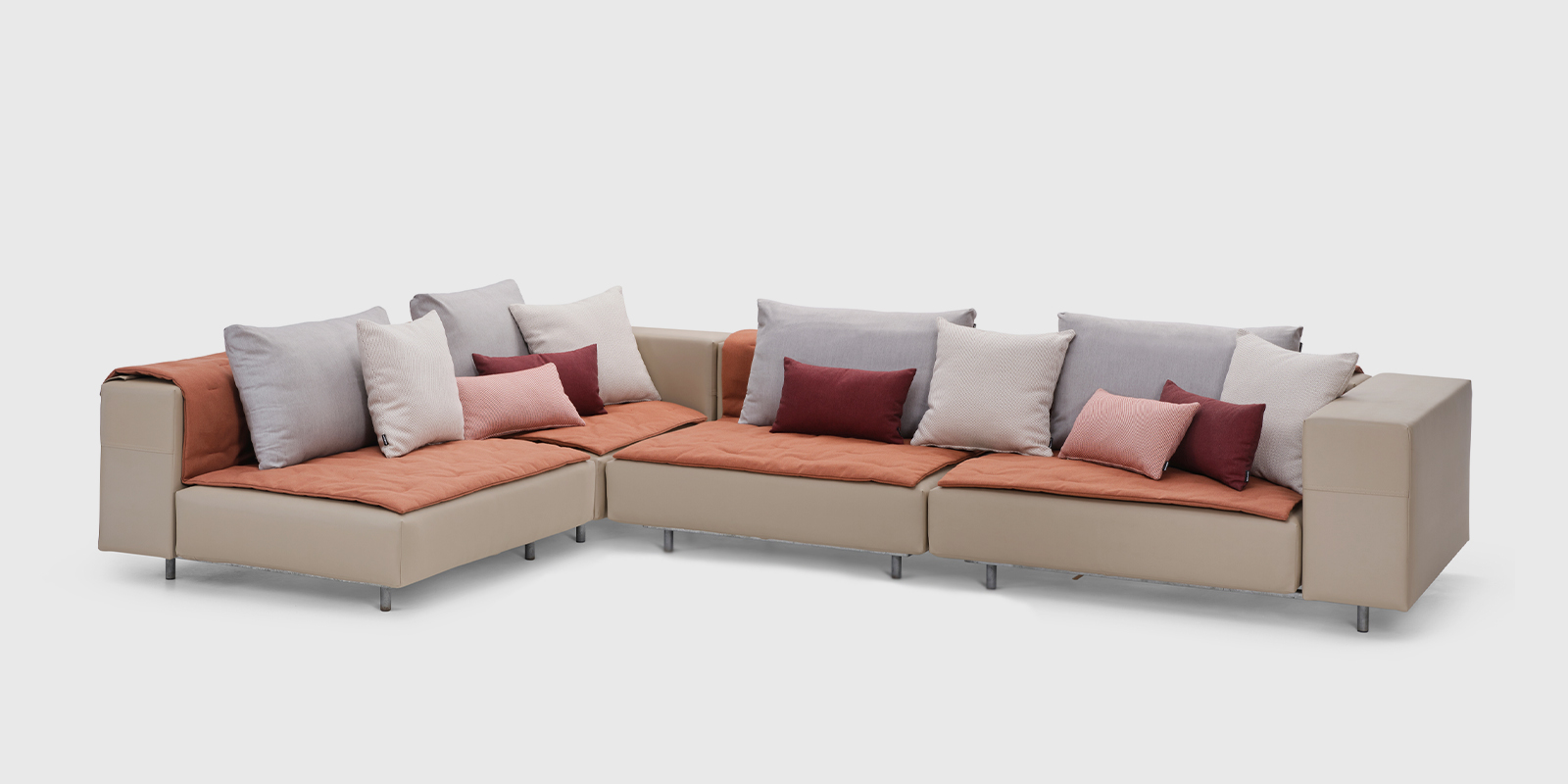 Walrus Majestic Mondo Sofa