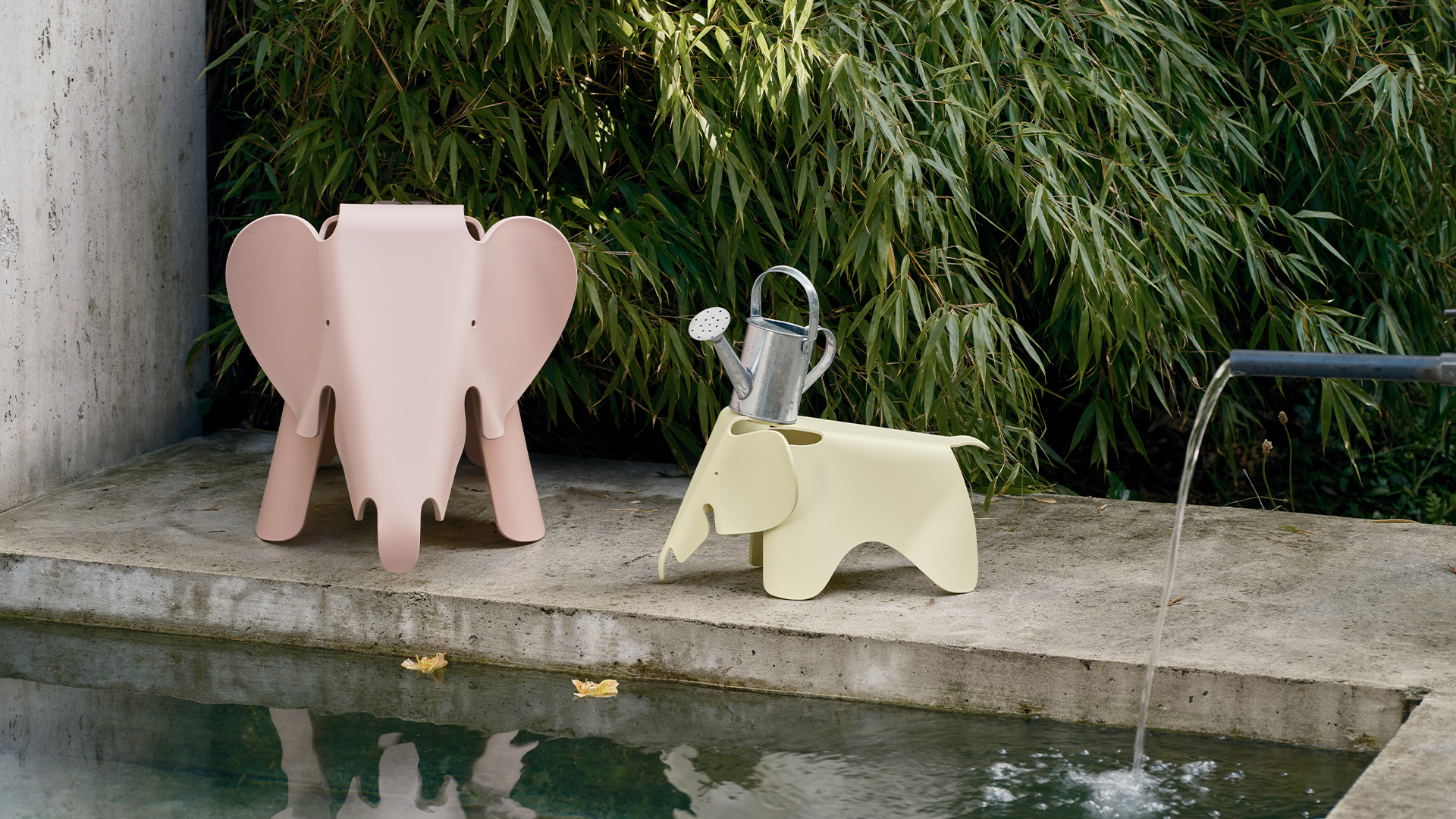 Eames Elephant RE, Lifestyle