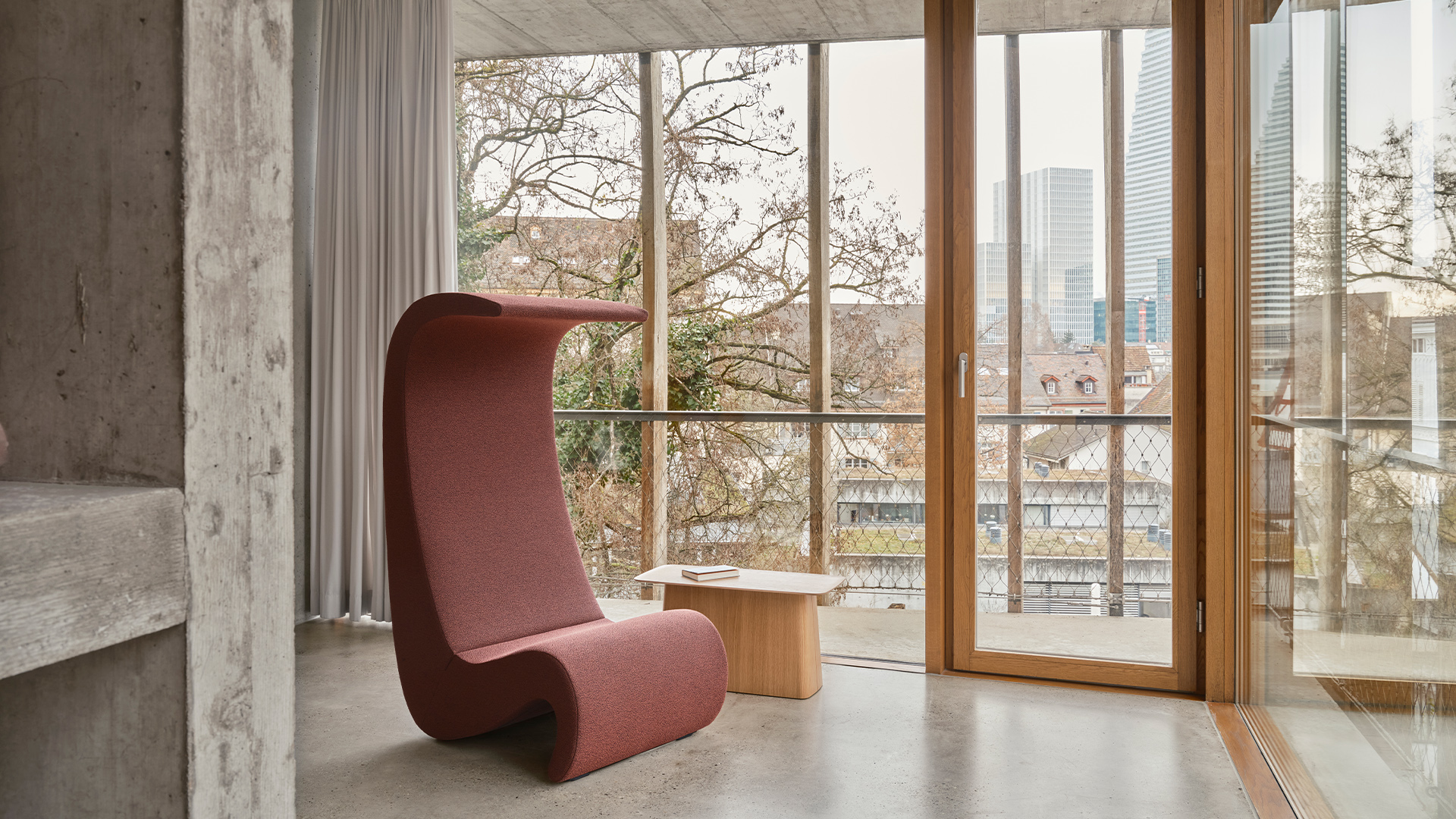 Amoebe Highback Lounge Chair, Lifestyle