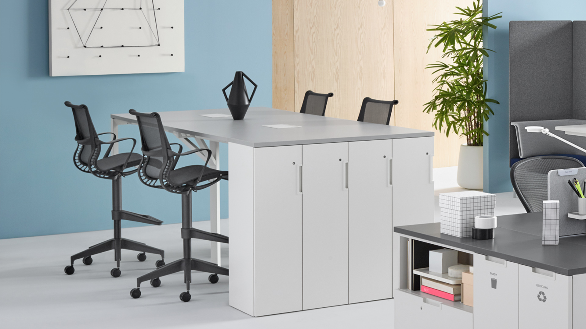 Setu Stool, Lifestyle