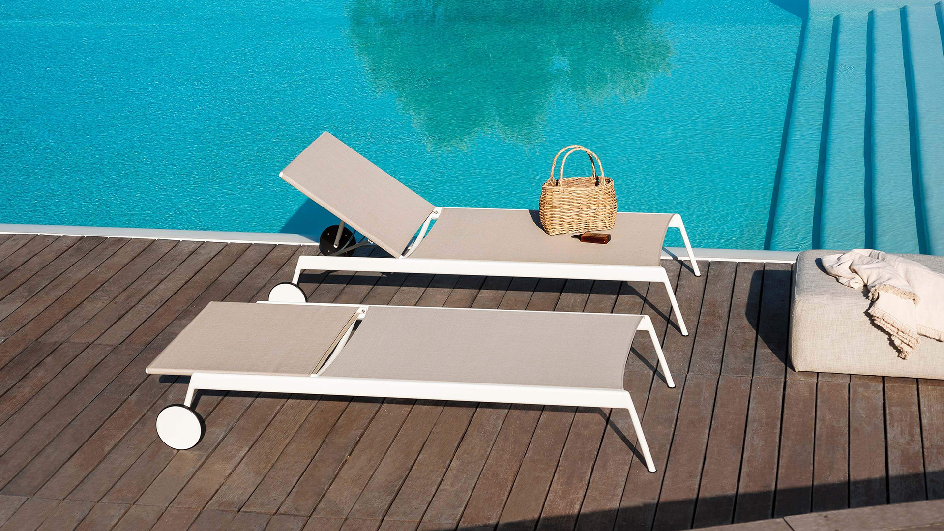 Piper Sunlounger