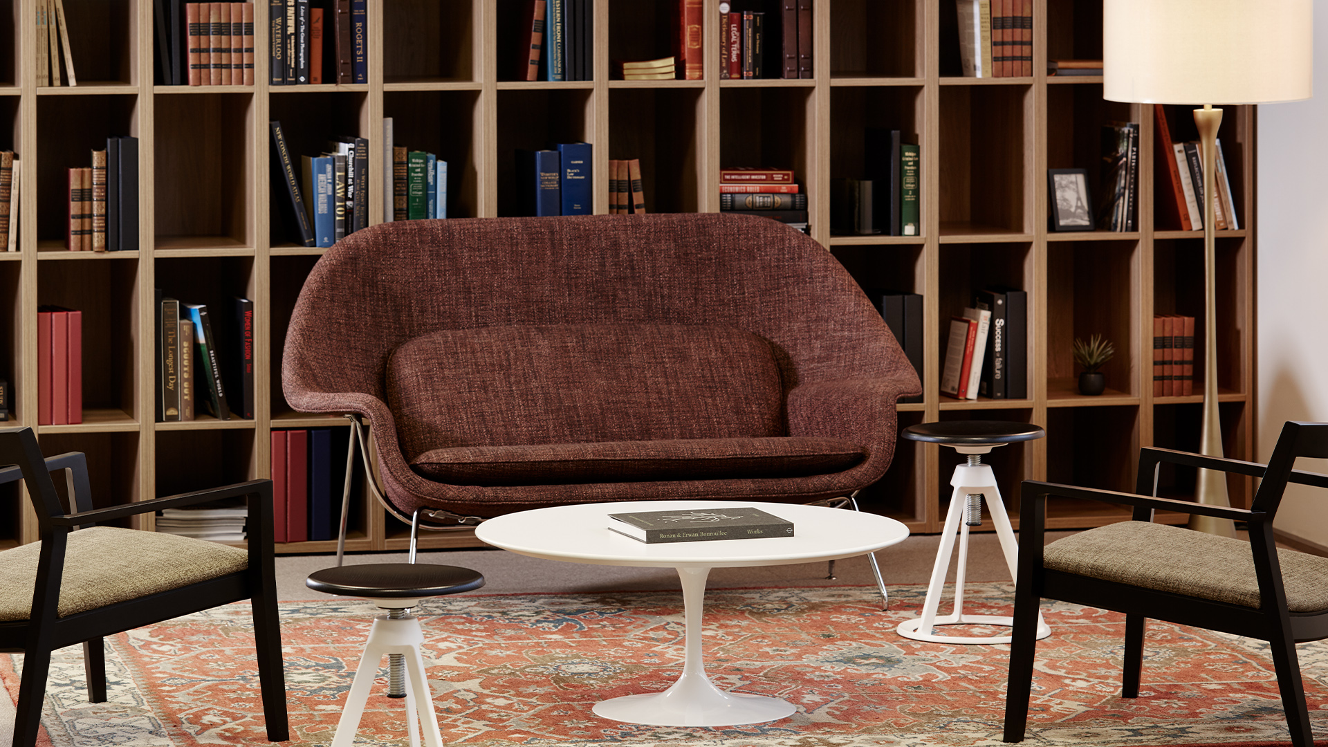 Womb Settee, Lifestyle