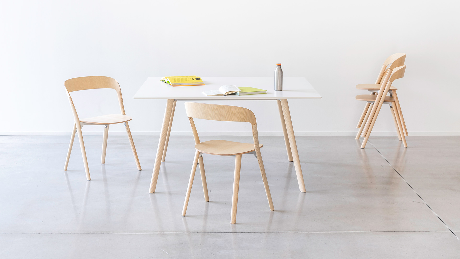 Pila Chair, Lifestyle