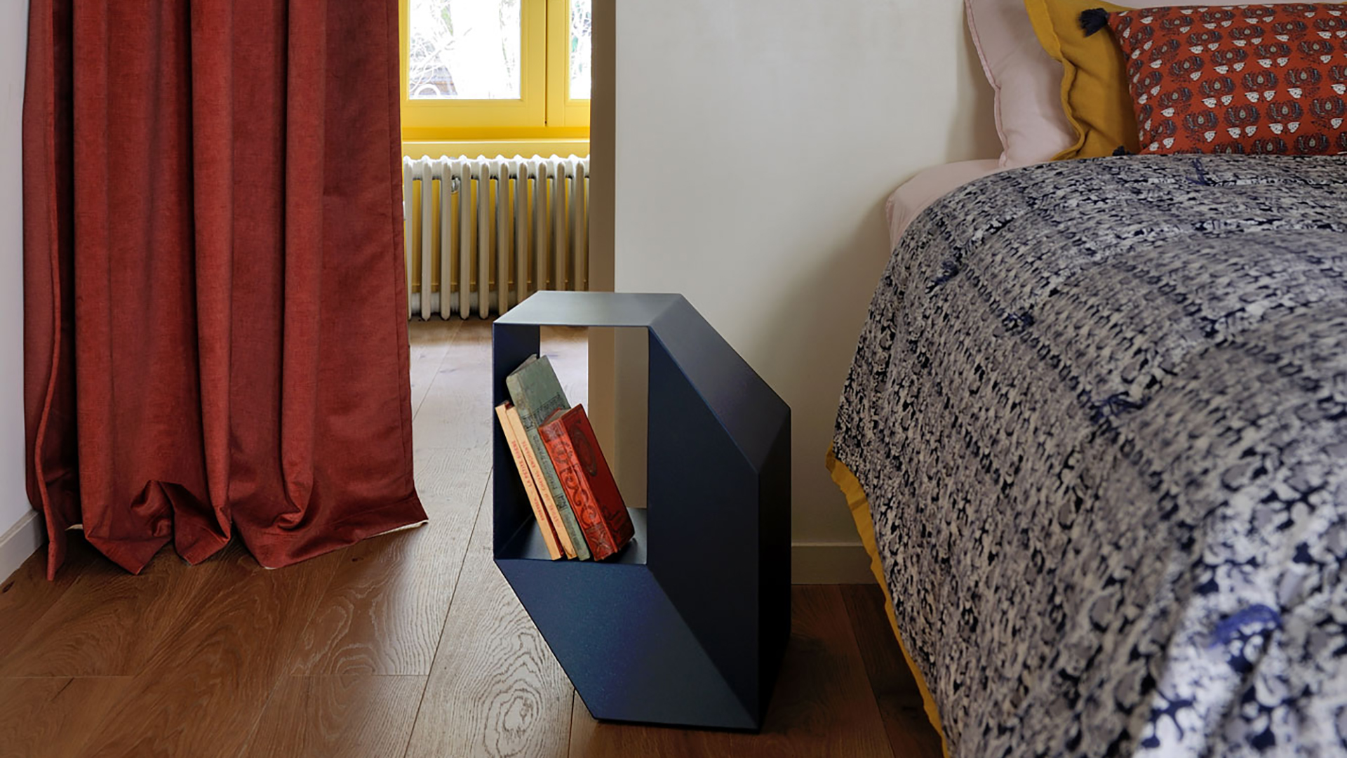 Rocky Side Table, Lifestyle