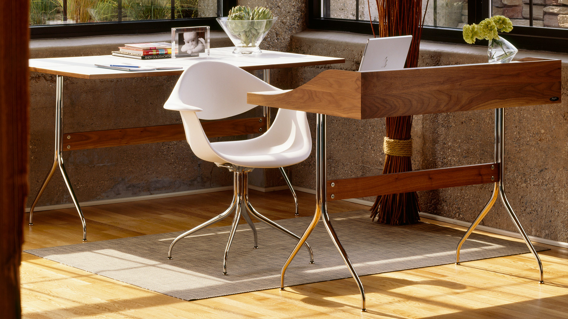 Nelson Swag leg Armchair, Lifestyle