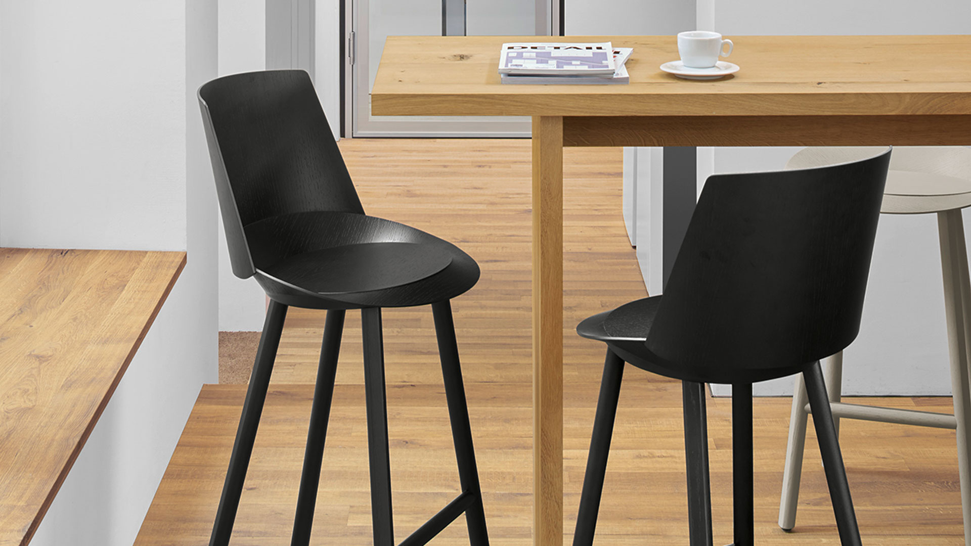 Jean Stool with Backrest, Lifestyle