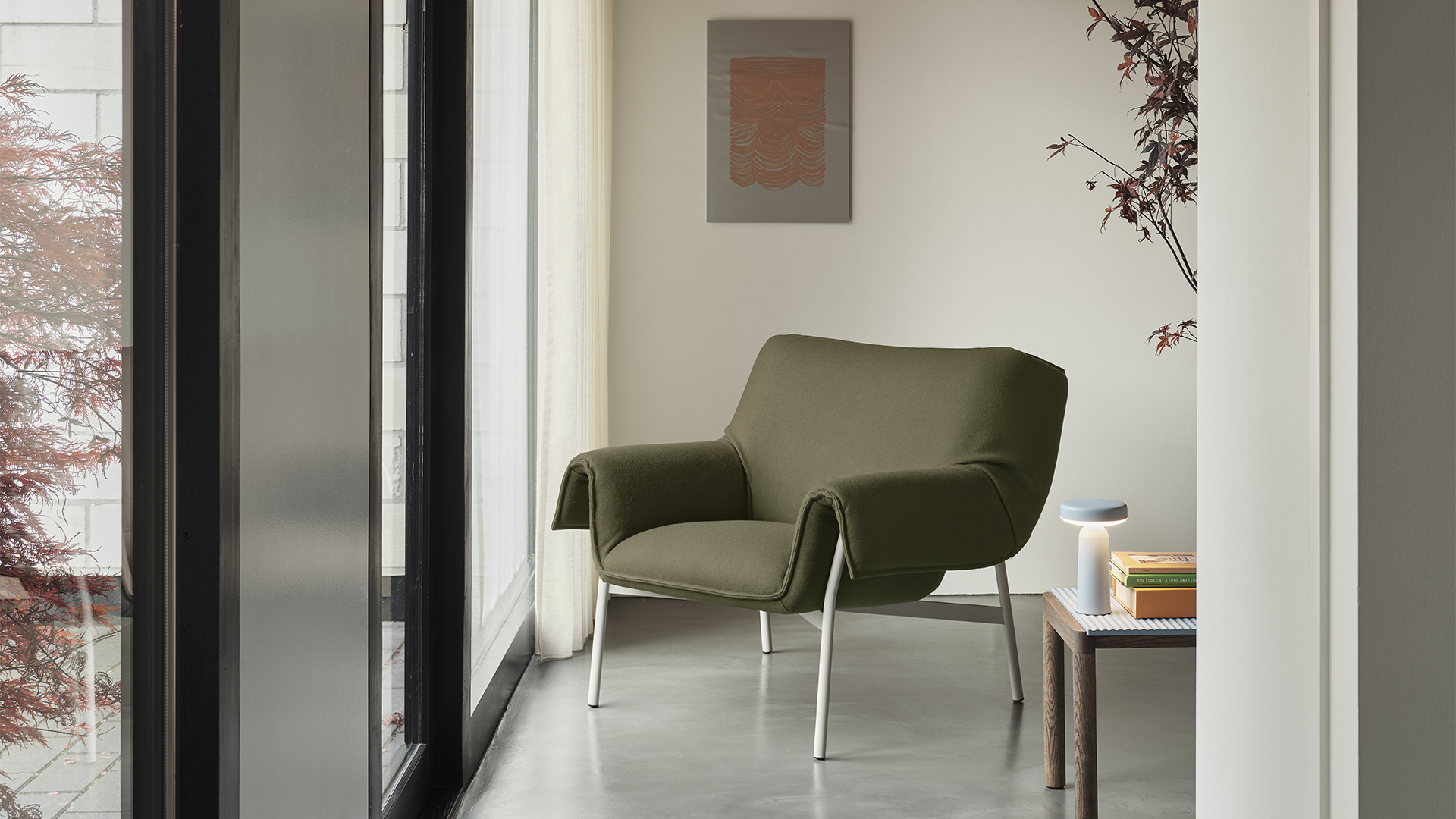 Wrap Lounge Chair, Lifestyle