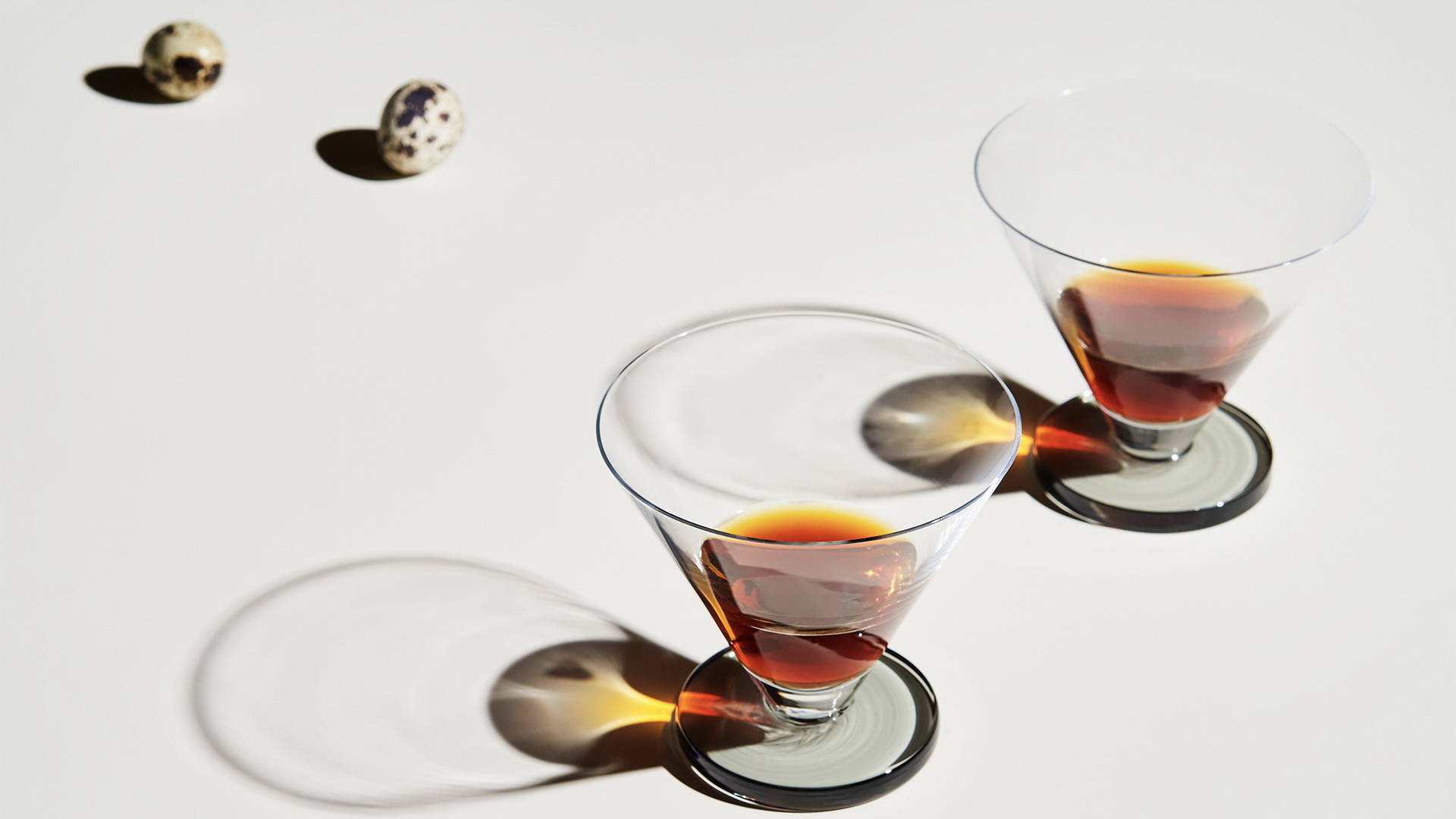 Puck Cocktail Glasses, Lifestyle